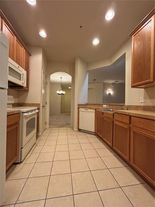 For Rent: $1,800 (3 beds, 2 baths, 1495 Square Feet)