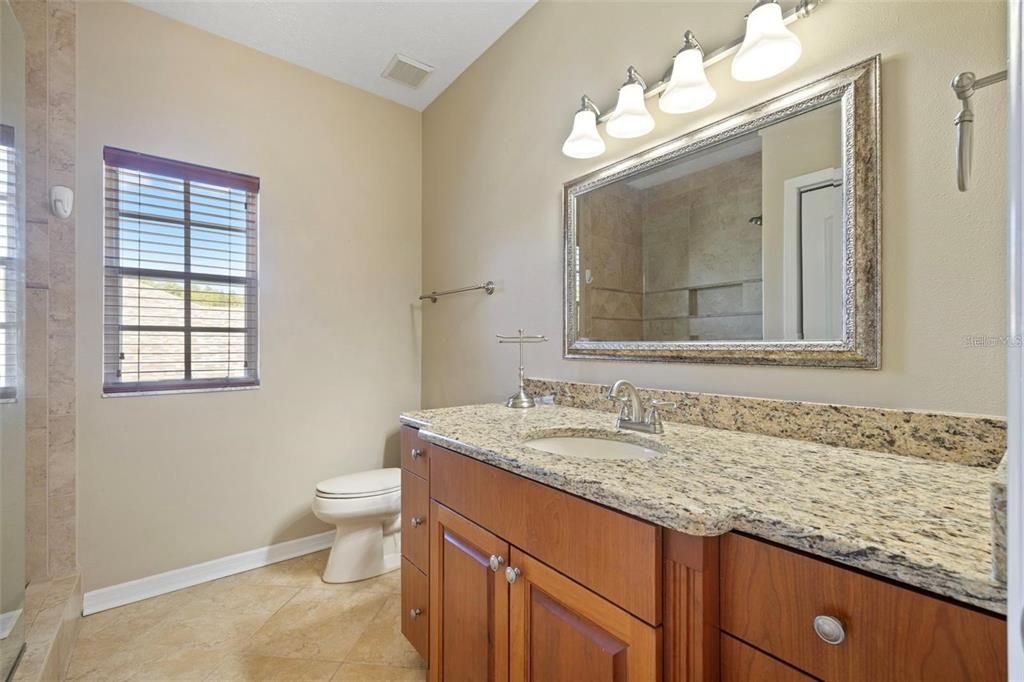 En Venta: $544,900 (3 camas, 2 baños, 2480 Pies cuadrados)