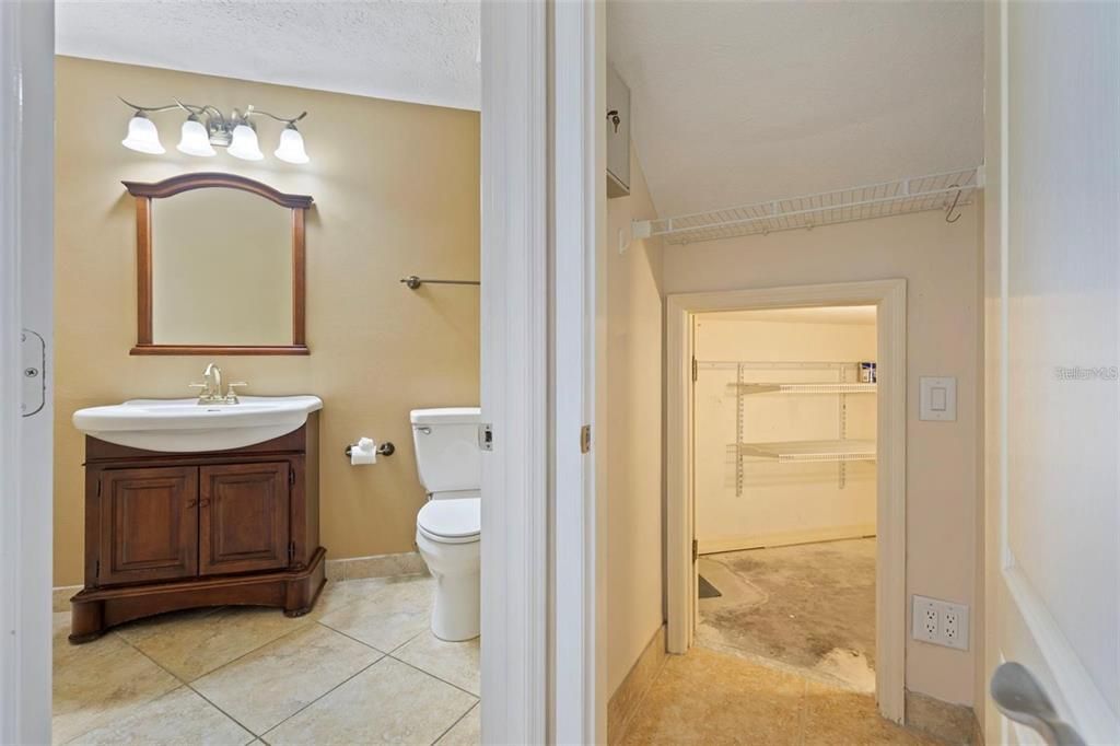 En Venta: $544,900 (3 camas, 2 baños, 2480 Pies cuadrados)