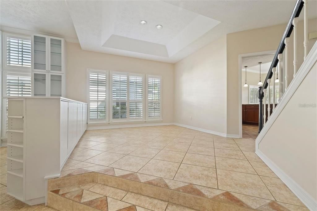 En Venta: $544,900 (3 camas, 2 baños, 2480 Pies cuadrados)