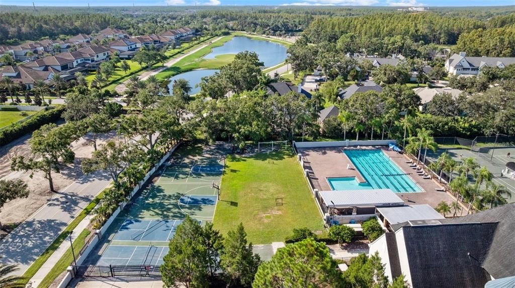 En Venta: $544,900 (3 camas, 2 baños, 2480 Pies cuadrados)