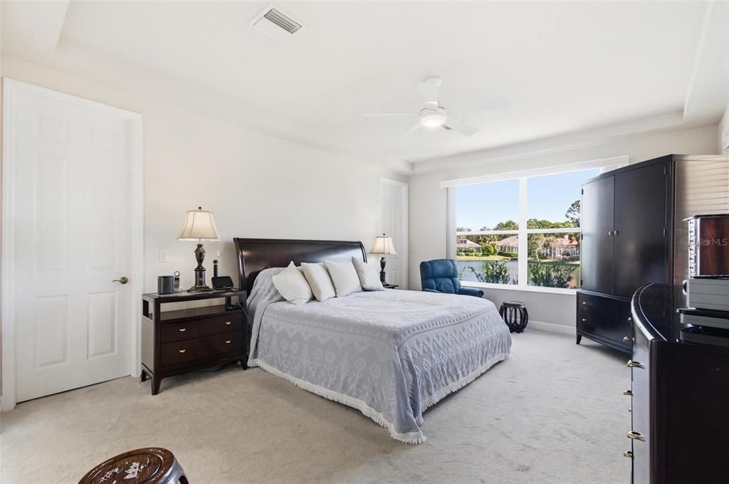 For Sale: $868,000 (4 beds, 2 baths, 3196 Square Feet)