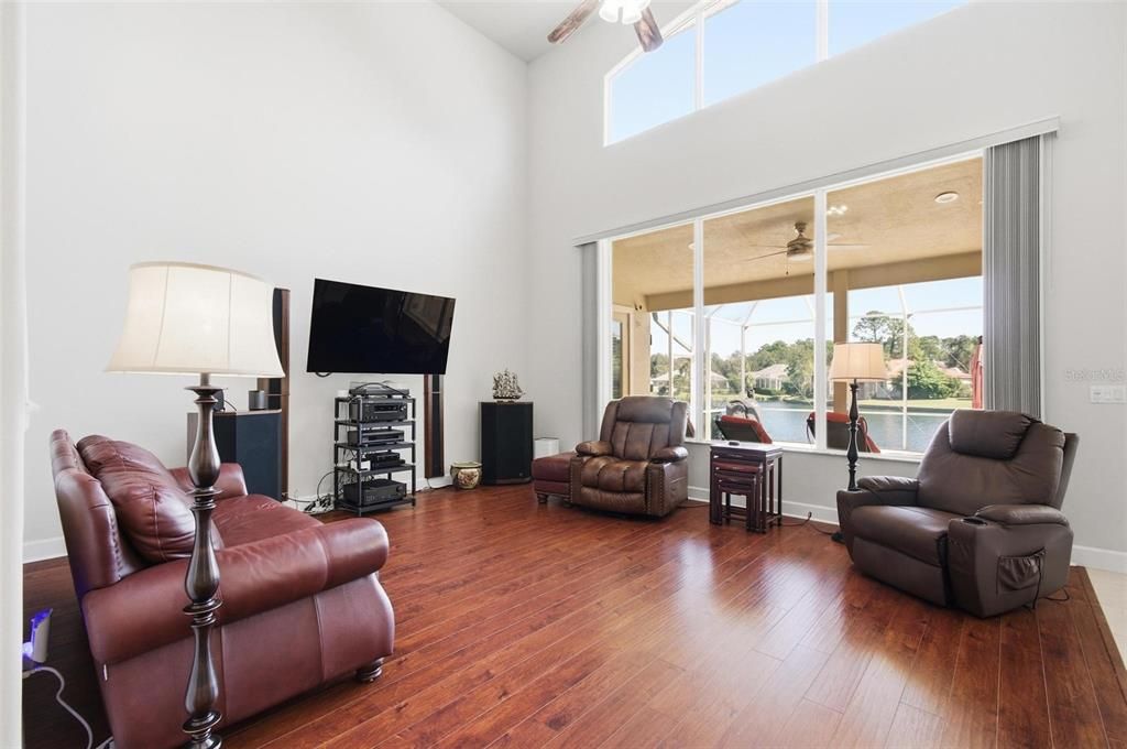 For Sale: $868,000 (4 beds, 2 baths, 3196 Square Feet)