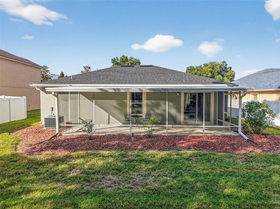 合同活跃: $321,000 (3 贝兹, 2 浴室, 1576 平方英尺)