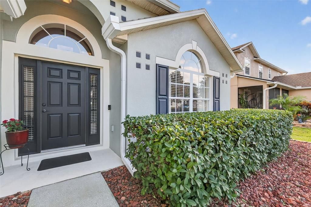 合同活跃: $321,000 (3 贝兹, 2 浴室, 1576 平方英尺)