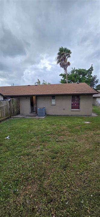 Active With Contract: $369,000 (6 beds, 0 baths, 1944 Square Feet)