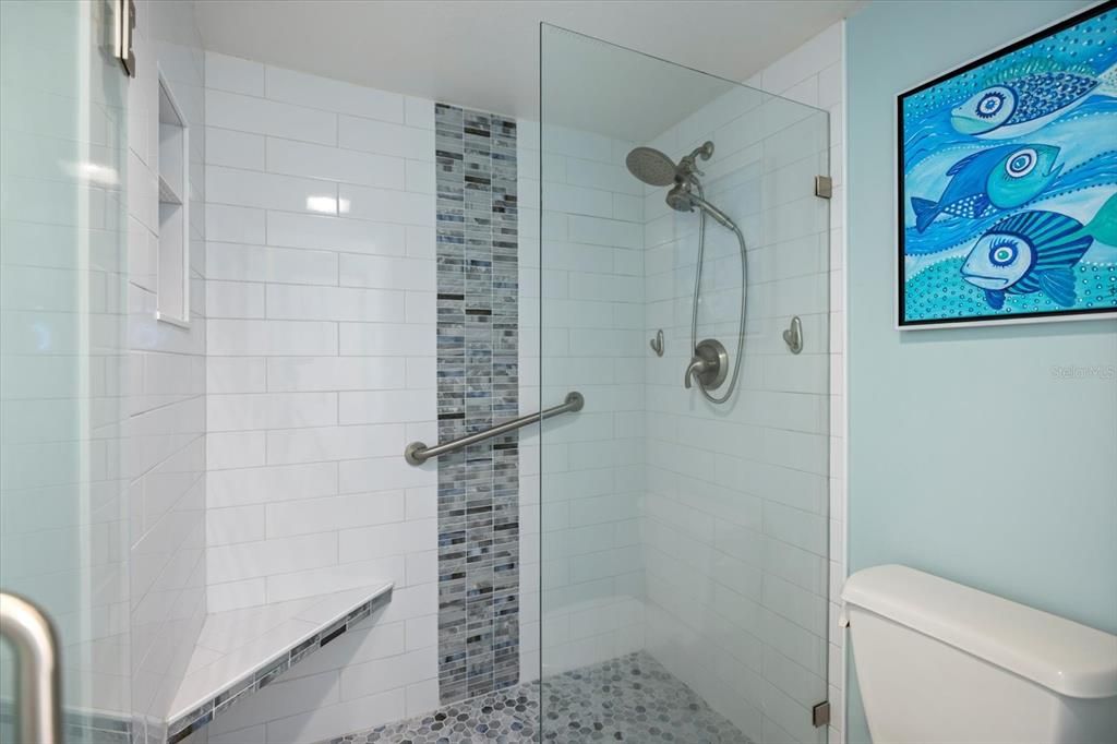 待售: $249,900 (2 贝兹, 2 浴室, 1041 平方英尺)