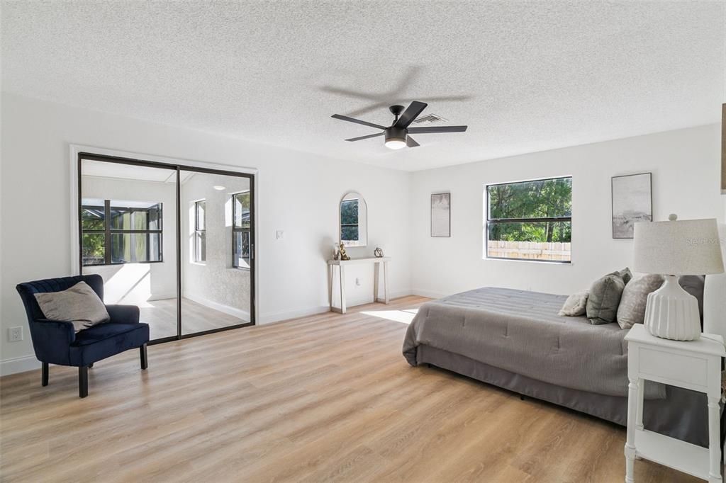 待售: $635,000 (4 贝兹, 2 浴室, 2379 平方英尺)