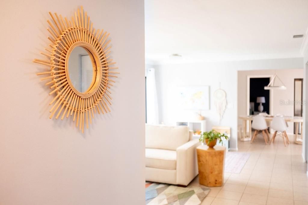 出租: $3,300 (2 贝兹, 2 浴室, 1630 平方英尺)