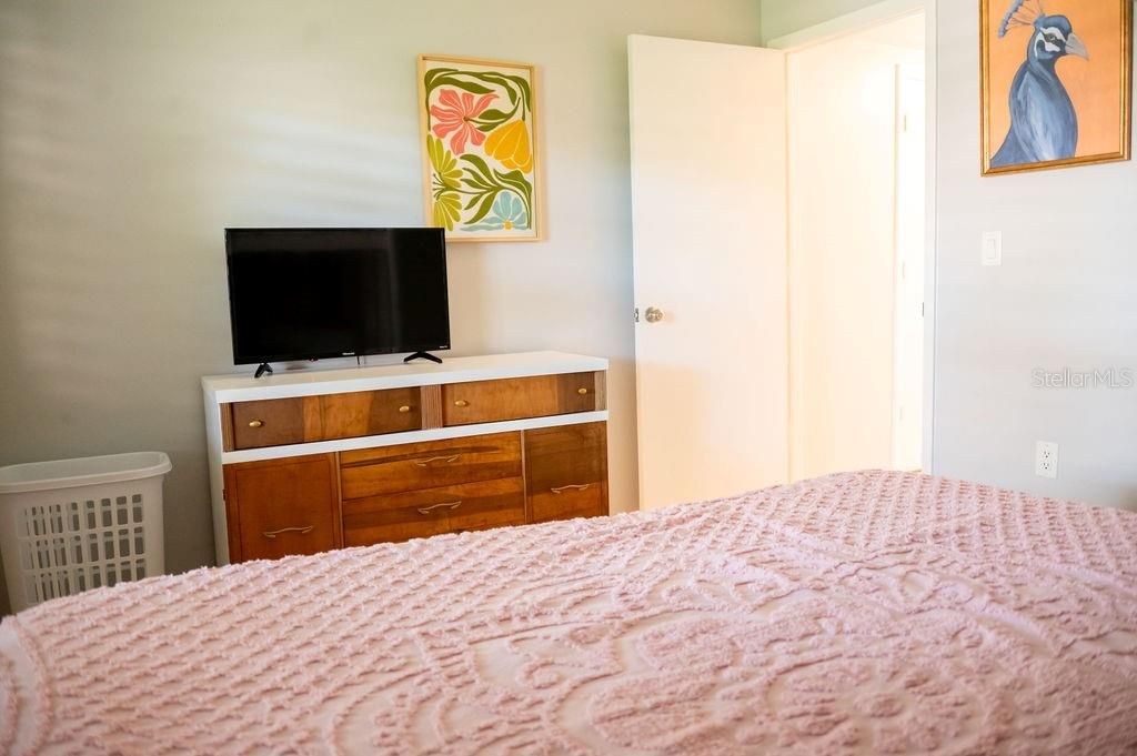 出租: $3,300 (2 贝兹, 2 浴室, 1630 平方英尺)