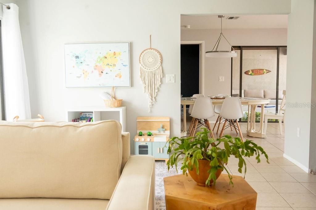 出租: $3,300 (2 贝兹, 2 浴室, 1630 平方英尺)