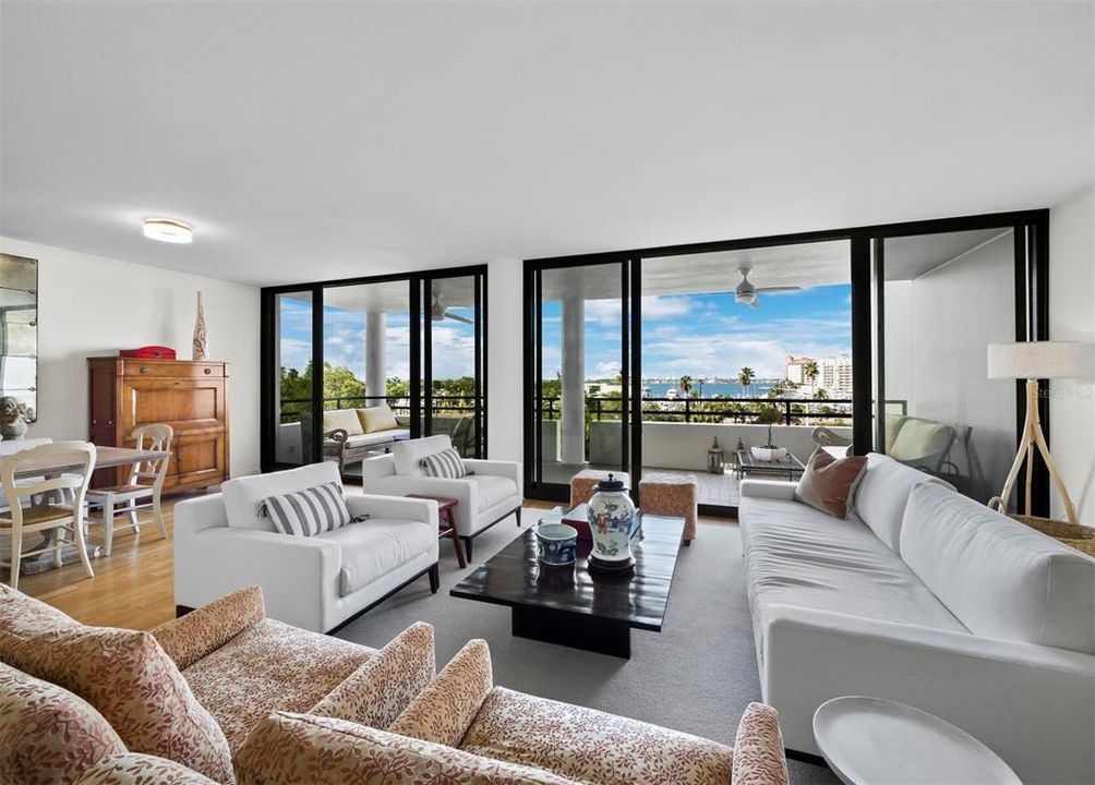 For Sale: $1,599,000 (2 beds, 2 baths, 2055 Square Feet)