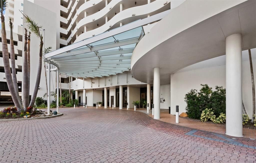 For Sale: $1,599,000 (2 beds, 2 baths, 2055 Square Feet)