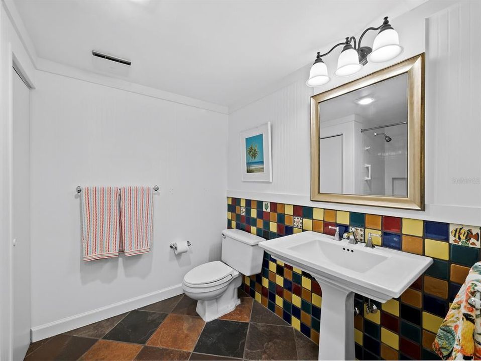 For Sale: $1,599,000 (2 beds, 2 baths, 2055 Square Feet)