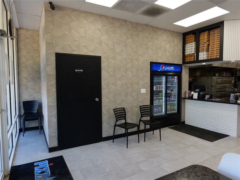 На продажу: $250,000 (0 спален, 0 ванн, 1260 Квадратных фут)