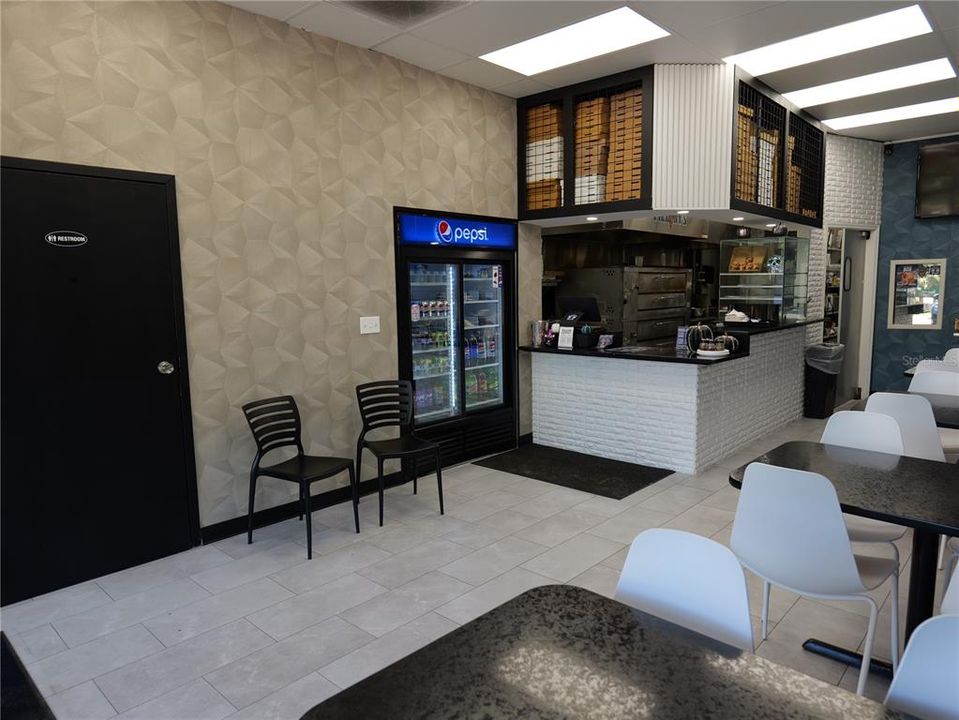 На продажу: $250,000 (0 спален, 0 ванн, 1260 Квадратных фут)