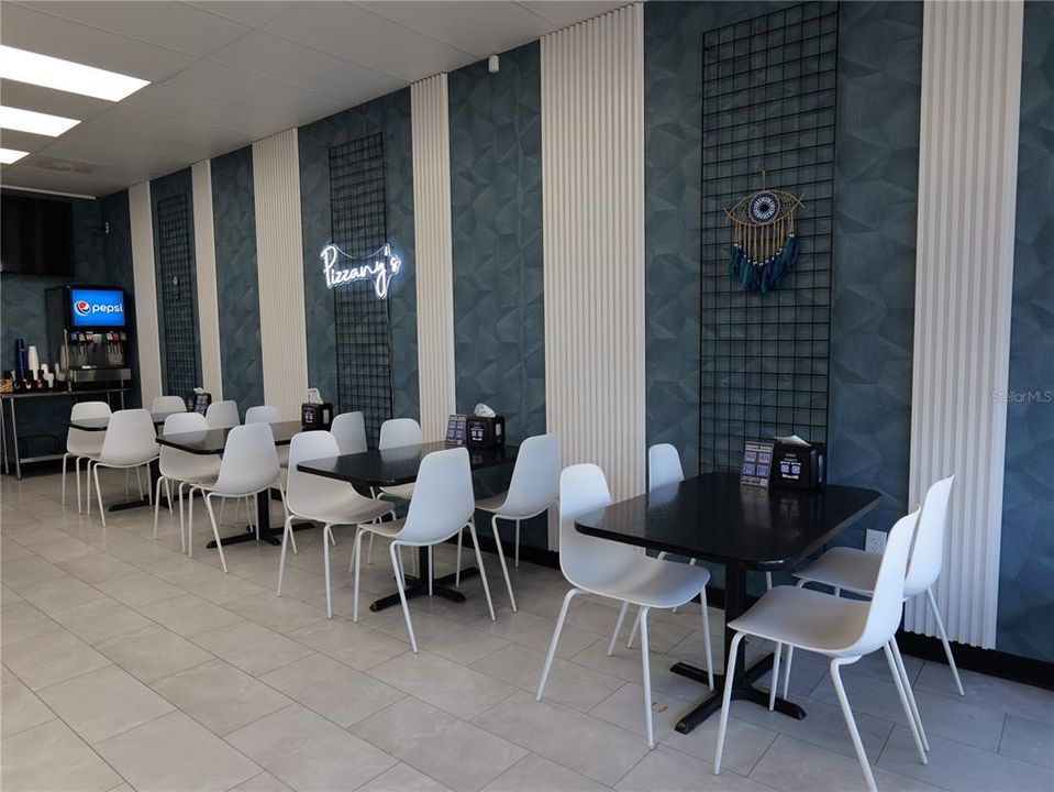 На продажу: $250,000 (0 спален, 0 ванн, 1260 Квадратных фут)