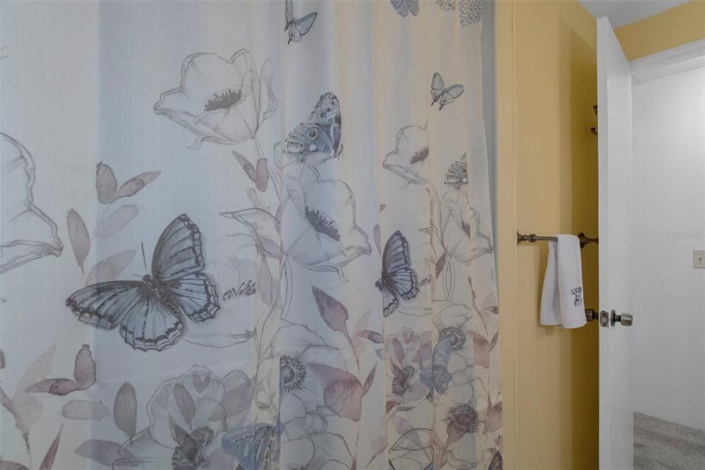 待售: $189,900 (2 贝兹, 2 浴室, 1200 平方英尺)