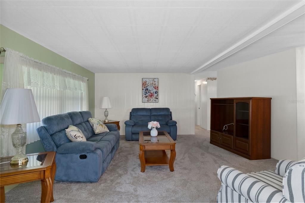 待售: $189,900 (2 贝兹, 2 浴室, 1200 平方英尺)