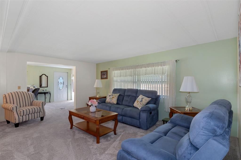 待售: $189,900 (2 贝兹, 2 浴室, 1200 平方英尺)