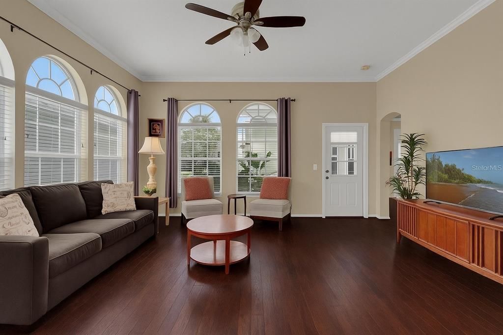 В аренду: $4,995 (4 спален, 3 ванн, 2435 Квадратных фут)