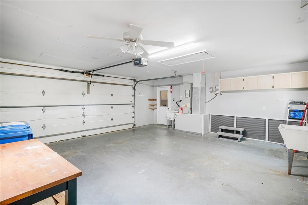 For Sale: $379,000 (3 beds, 2 baths, 1978 Square Feet)