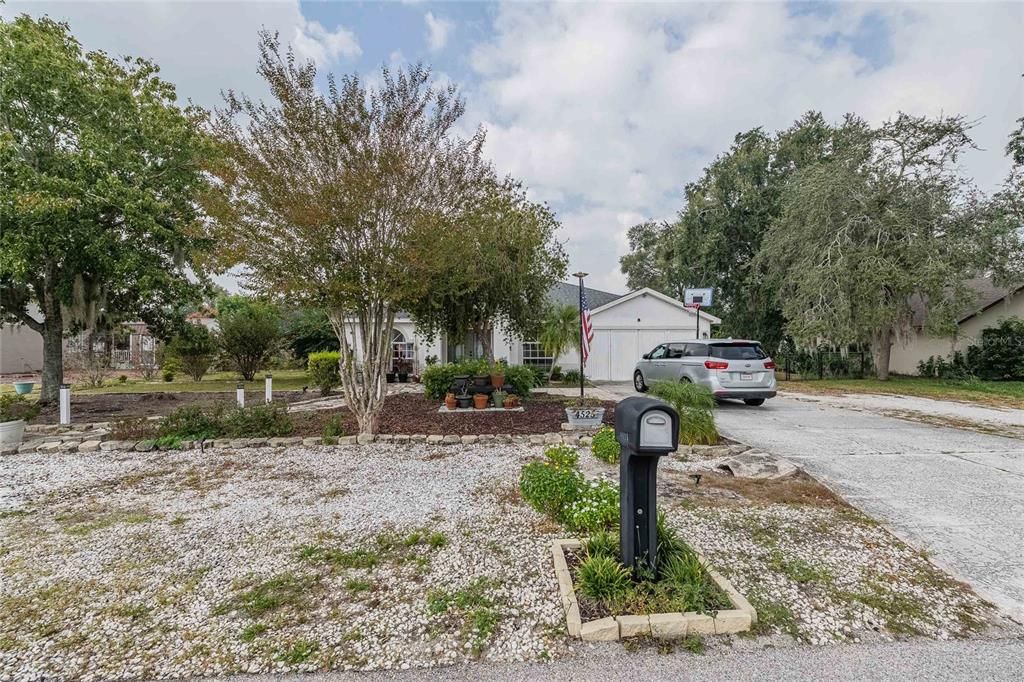 На продажу: $320,000 (3 спален, 2 ванн, 2434 Квадратных фут)