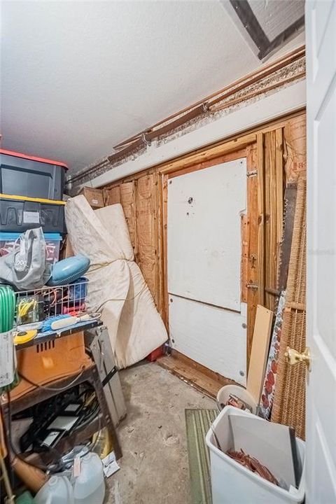 На продажу: $320,000 (3 спален, 2 ванн, 2434 Квадратных фут)