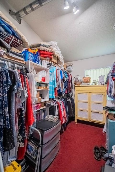 На продажу: $320,000 (3 спален, 2 ванн, 2434 Квадратных фут)