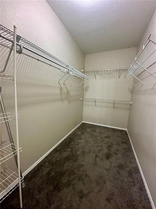 For Rent: $2,350 (2 beds, 2 baths, 1368 Square Feet)