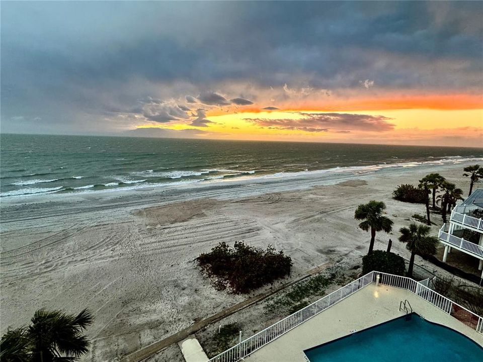 For Sale: $1,525,000 (3 beds, 2 baths, 1746 Square Feet)