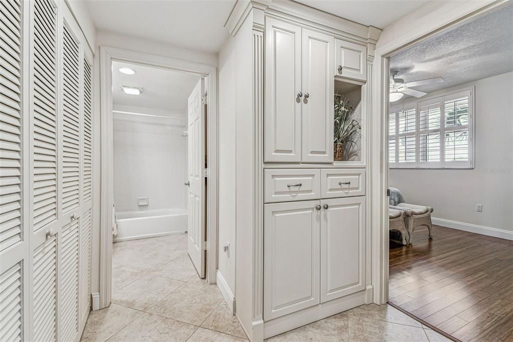 For Sale: $1,525,000 (3 beds, 2 baths, 1746 Square Feet)