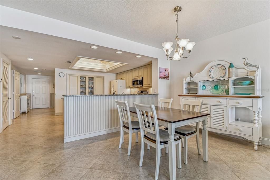 For Sale: $1,525,000 (3 beds, 2 baths, 1746 Square Feet)