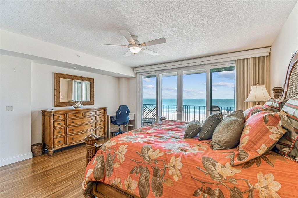 For Sale: $1,525,000 (3 beds, 2 baths, 1746 Square Feet)