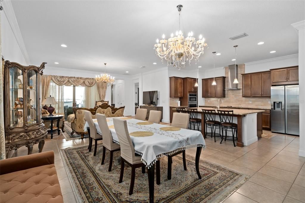 待售: $1,349,000 (5 贝兹, 5 浴室, 4238 平方英尺)