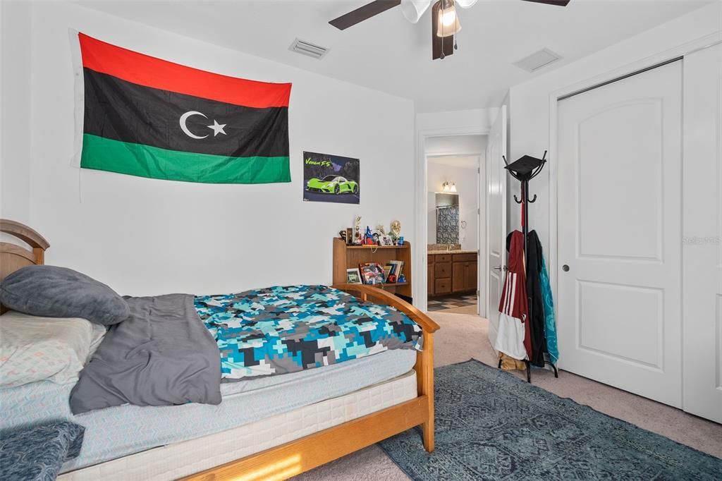 待售: $1,349,000 (5 贝兹, 5 浴室, 4238 平方英尺)