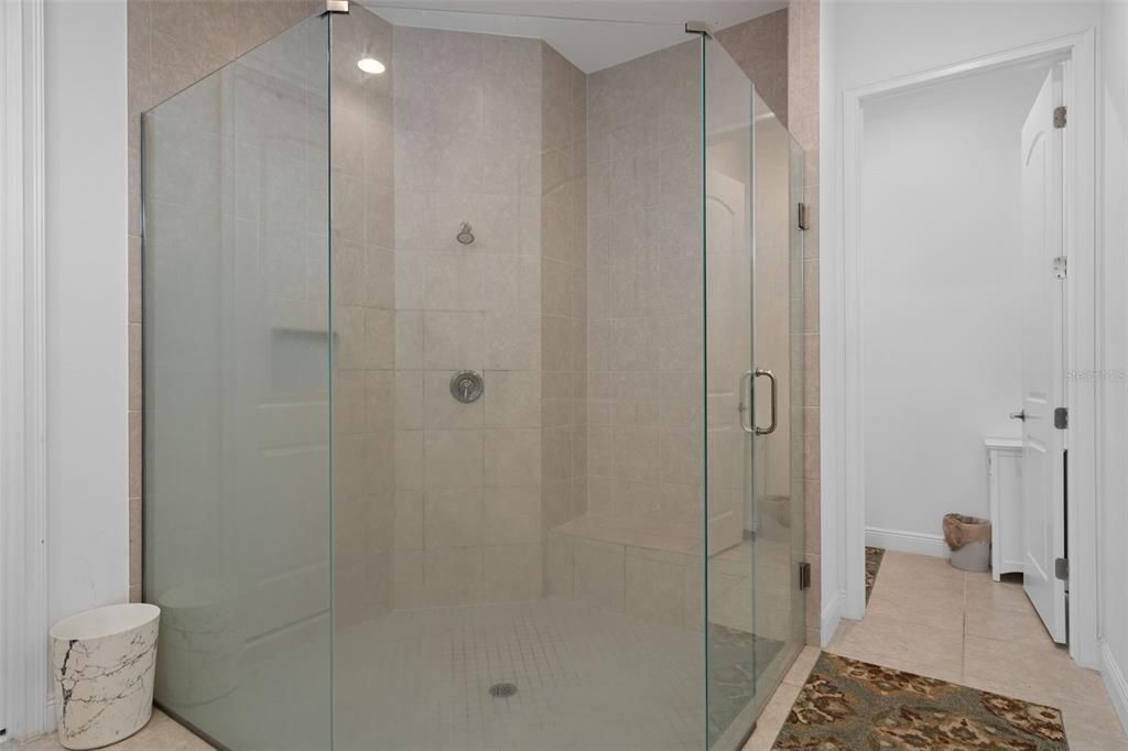 待售: $1,349,000 (5 贝兹, 5 浴室, 4238 平方英尺)