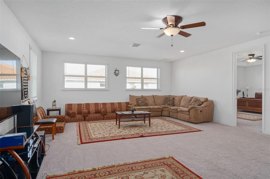 待售: $1,349,000 (5 贝兹, 5 浴室, 4238 平方英尺)