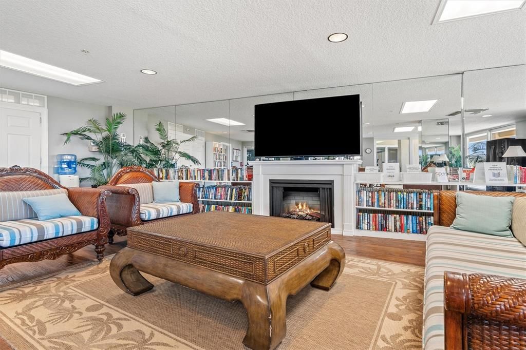 На продажу: $519,900 (3 спален, 2 ванн, 1455 Квадратных фут)