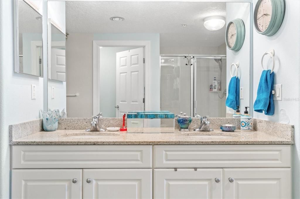 На продажу: $519,900 (3 спален, 2 ванн, 1455 Квадратных фут)