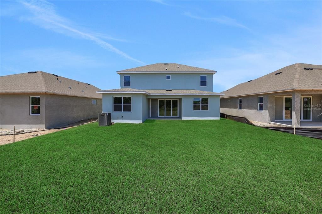 Под контрактом: $659,985 (5 спален, 4 ванн, 3065 Квадратных фут)