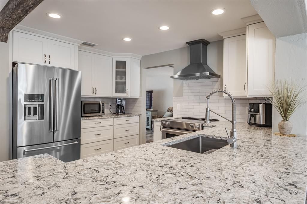 待售: $1,150,000 (2 贝兹, 2 浴室, 1786 平方英尺)