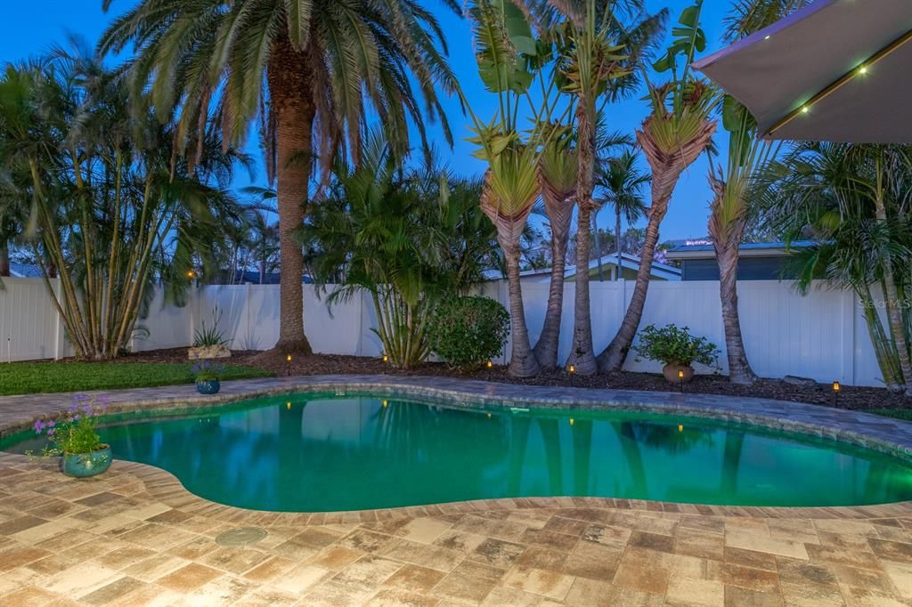 待售: $1,150,000 (2 贝兹, 2 浴室, 1786 平方英尺)