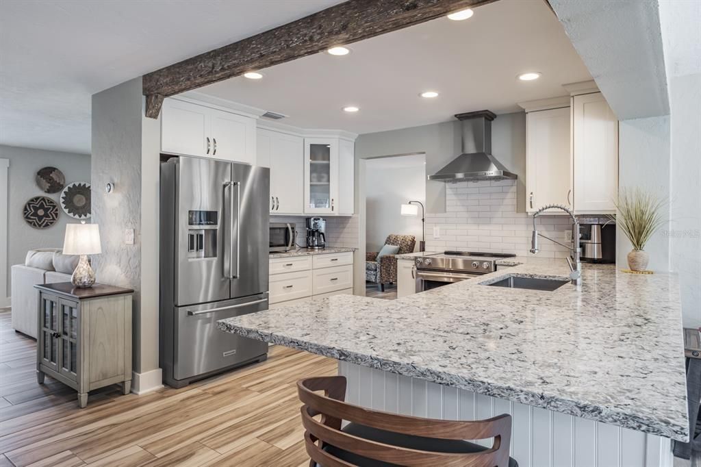 待售: $1,150,000 (2 贝兹, 2 浴室, 1786 平方英尺)