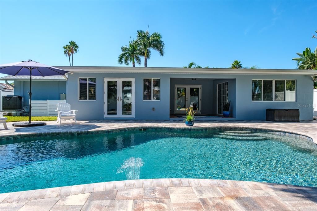 待售: $1,150,000 (2 贝兹, 2 浴室, 1786 平方英尺)