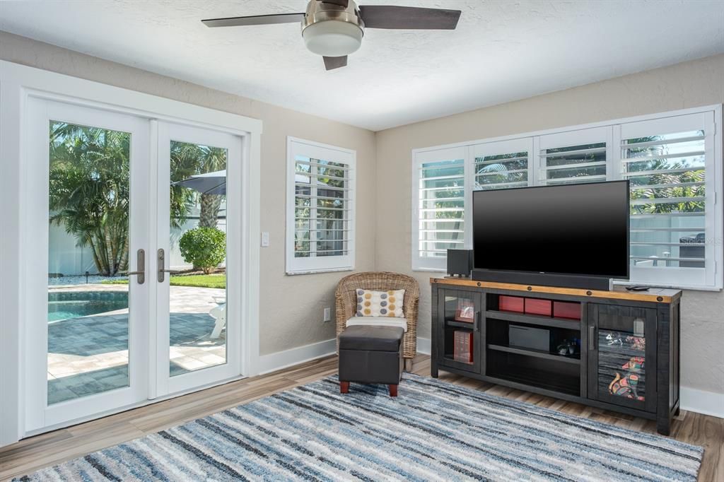 待售: $1,150,000 (2 贝兹, 2 浴室, 1786 平方英尺)