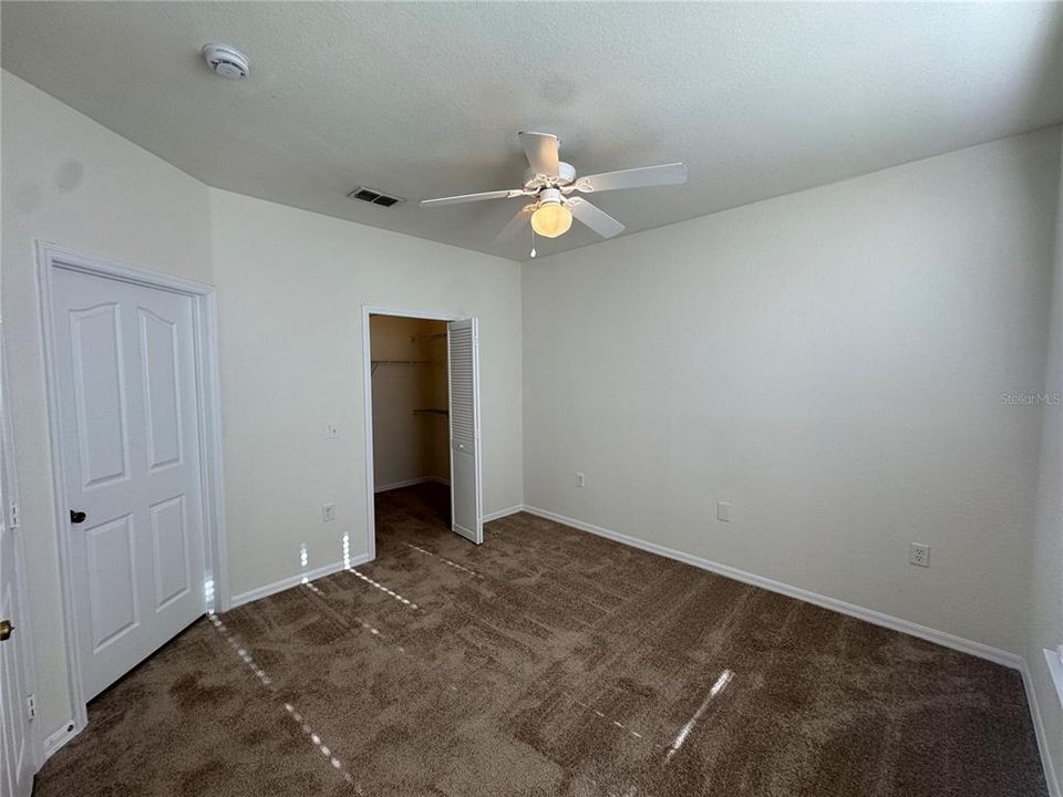 For Rent: $1,525 (2 beds, 1 baths, 898 Square Feet)