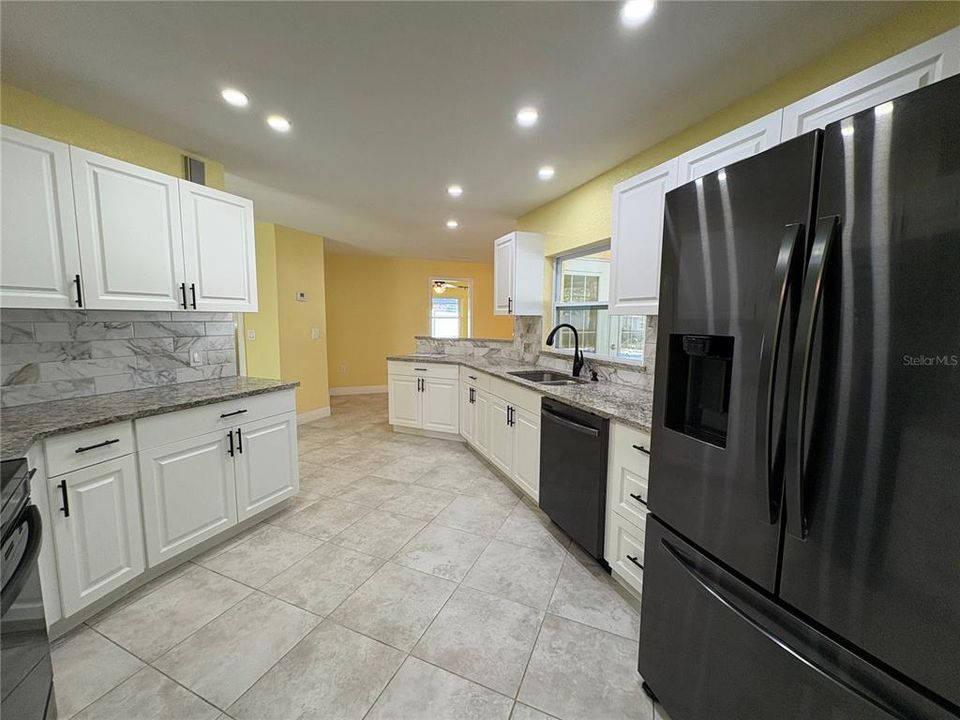 For Sale: $499,000 (3 beds, 2 baths, 1782 Square Feet)