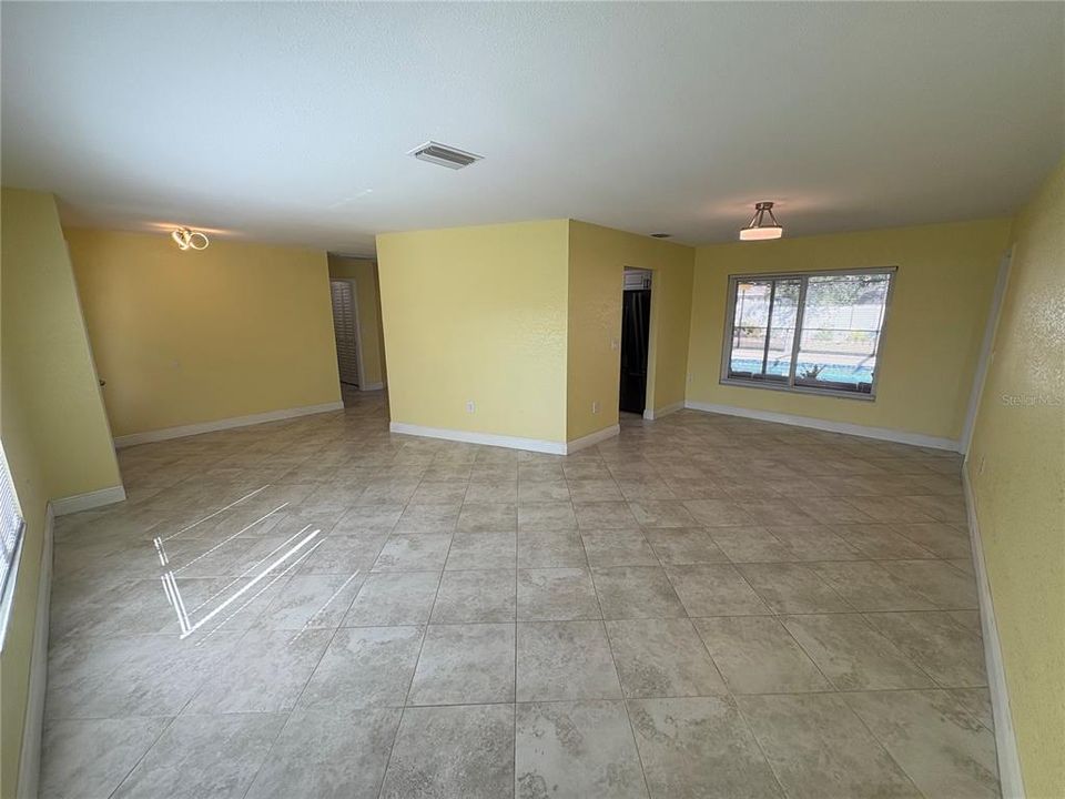 For Sale: $499,000 (3 beds, 2 baths, 1782 Square Feet)