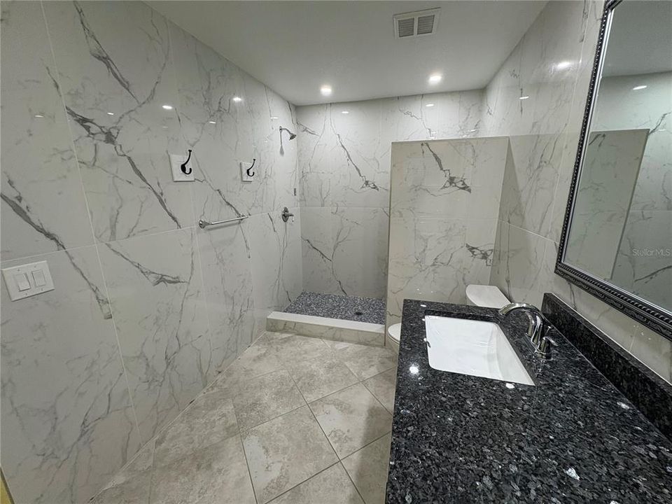 For Sale: $499,000 (3 beds, 2 baths, 1782 Square Feet)